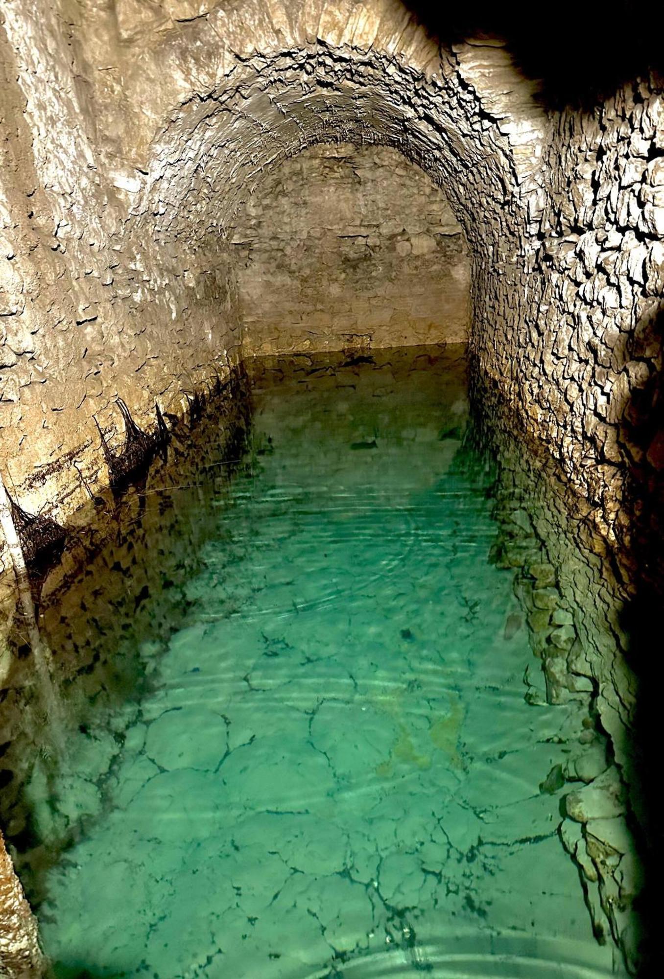 Clos De La Noria Pont-Saint-Esprit Exteriör bild